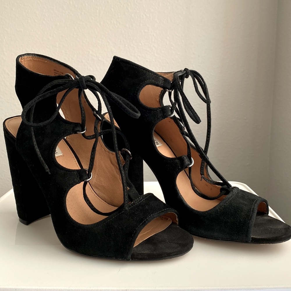 Black lace up Steve Madden Heels